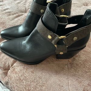 Leather Michael Kors ankle cute boots